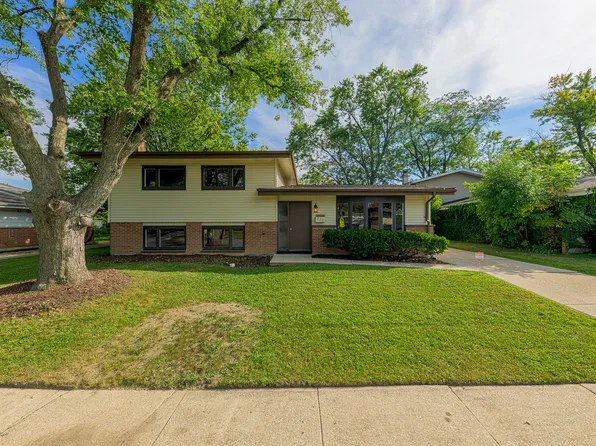 225 Early St, Park Forest, IL 60466