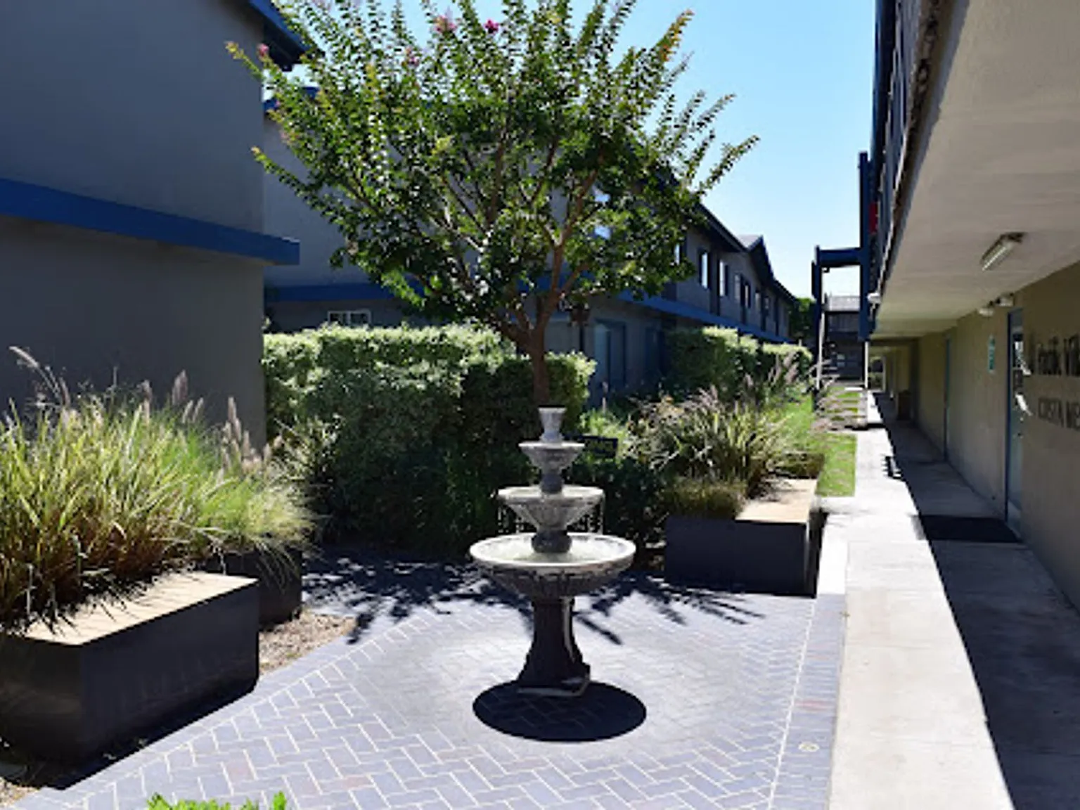Pacific Villas — Photo 4