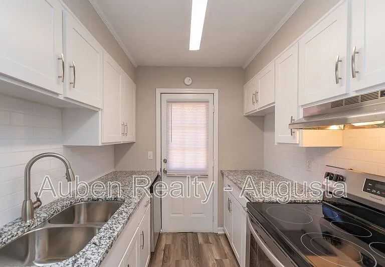 1604 Johns Rd #F — Photo 7