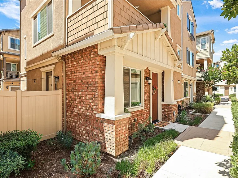 793 Banyan Way — Photo 39
