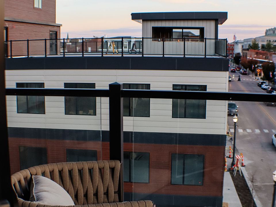 1st image of 420 N Main St #502
