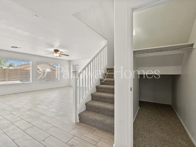 41166 W Sanders Way — Photo 10