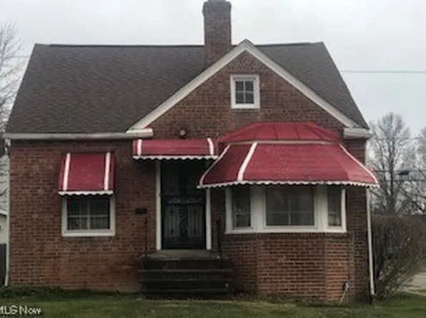 18104 Invermere Ave, Cleveland, OH 44128