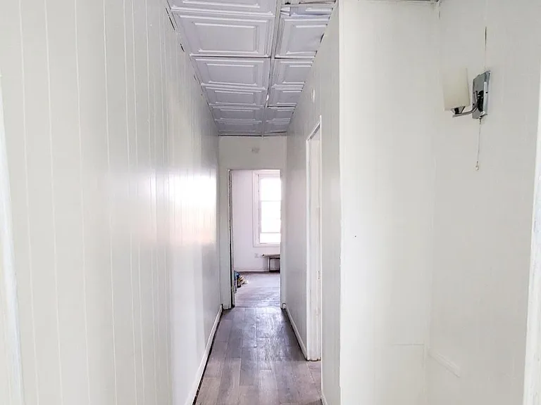 5500 W Thompson St #C — Photo 3