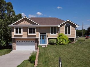 9107 Monroe Rd, Plattsmouth, NE 68048