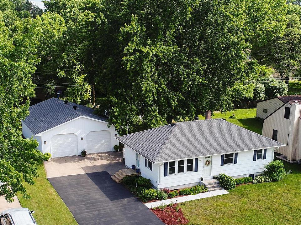 1st image of 1724 Lois Dr