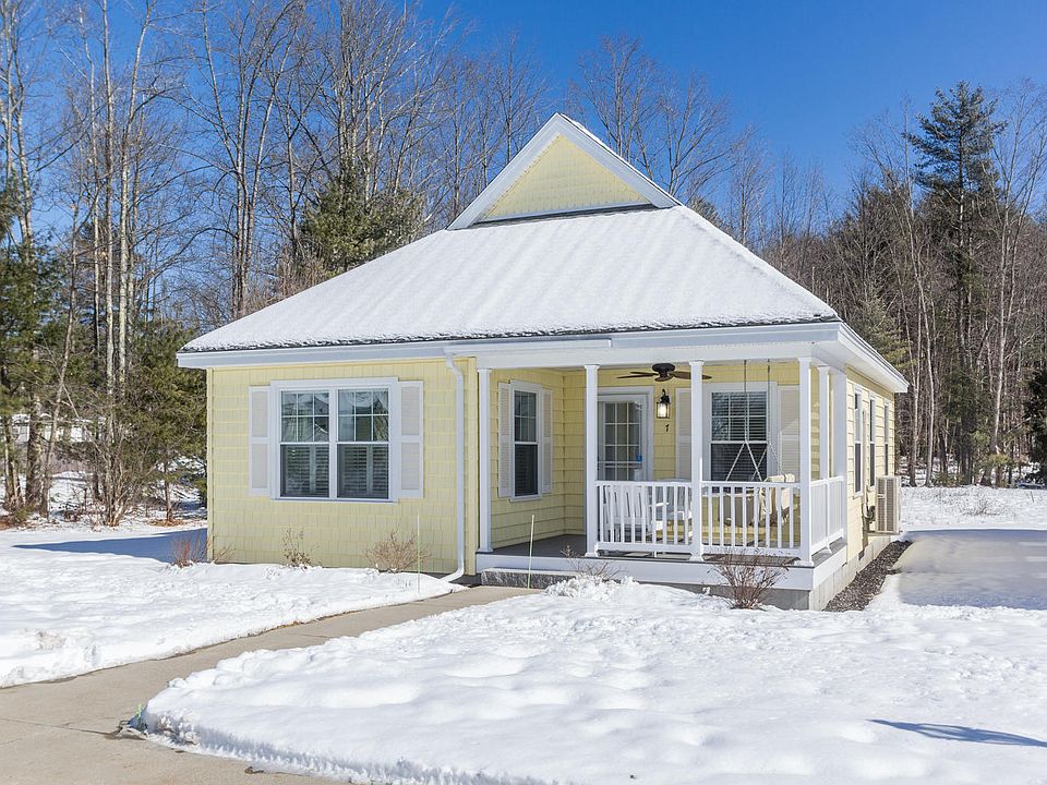 1st image of 180 Saco Avenue #7