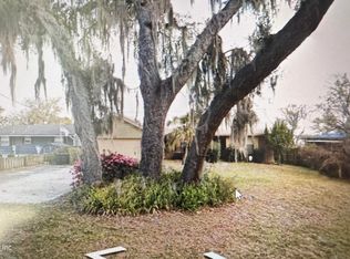 754 Lake Shore Ter, Interlachen, FL 32148
