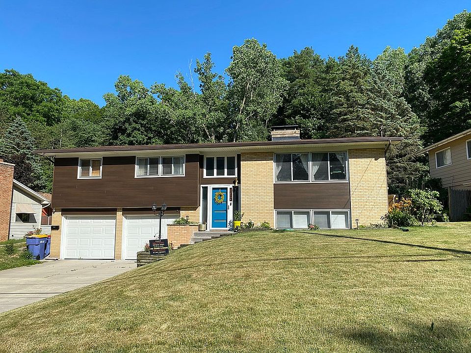 1st image of 1540 Mount Mercy Dr NW