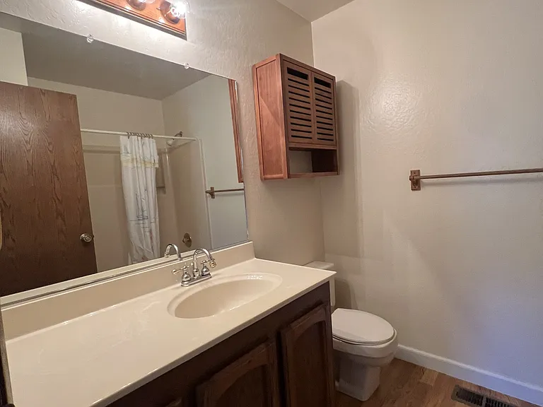 17909 Huckleberry Dr — Photo 9