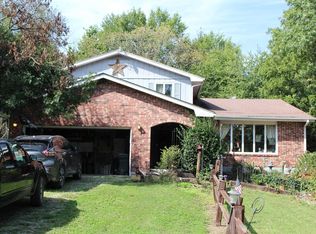 2700 S Eisenhower Ave, Ottawa, KS 66067