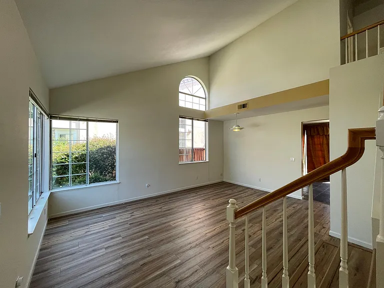 34245 Tupelo St — Photo 5