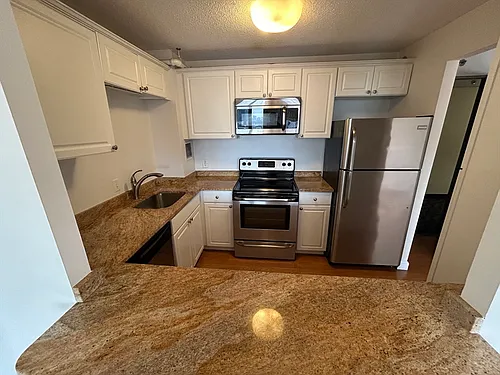872 Massachusetts Ave #810 Photo 1