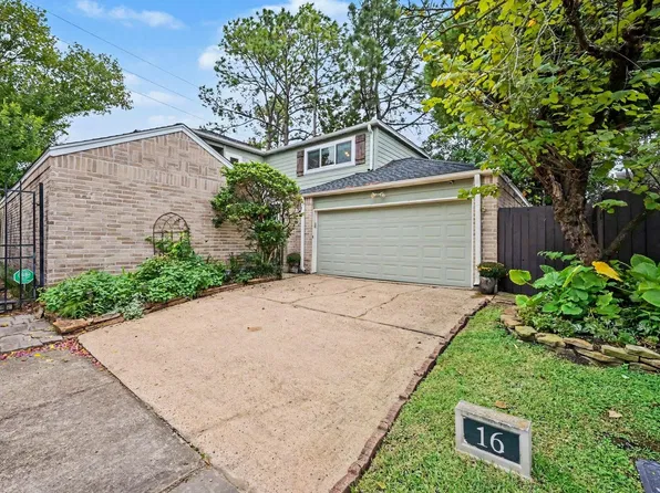12800 Briar Forest Dr Unit 16, Houston, TX 77077