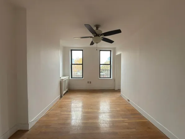 622 President Street image 2 of 13