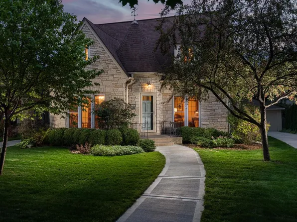 2362 Pasadena BOULEVARD, Wauwatosa, WI 53226