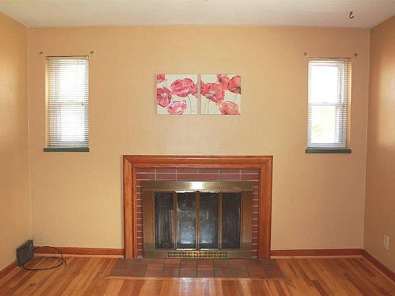 4th image of 2805 Oakley Ave