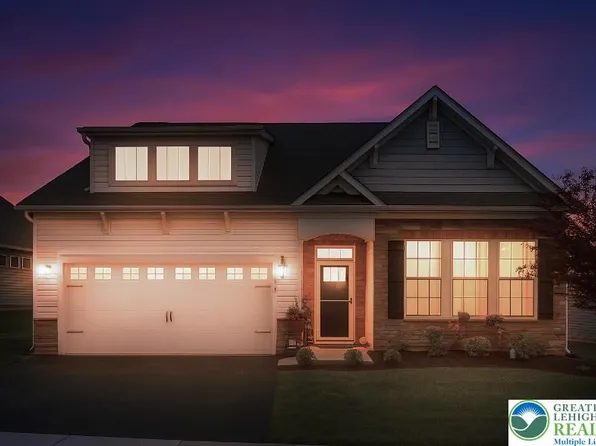 7911 Schaefer Crst, Breinigsville, PA 18031