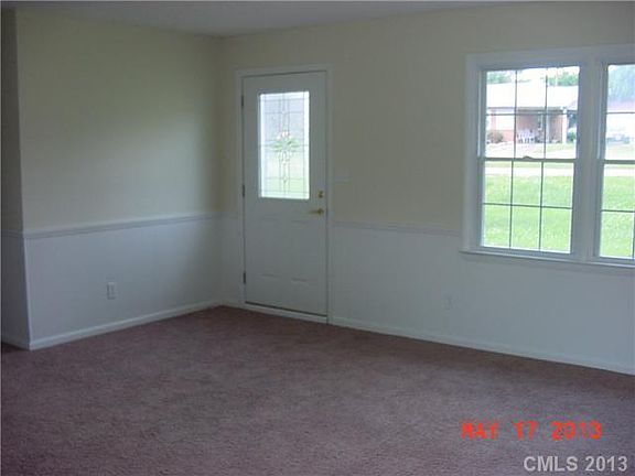 2nd image of 463 West Ave W #124