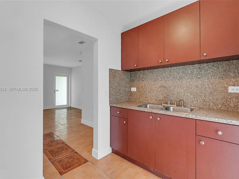 1730 NW 55th Ter #1730 — Photo 11