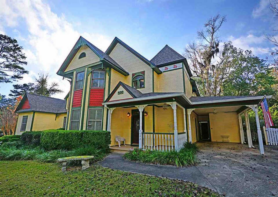 1st image of 2002 Forest Glen Ct
