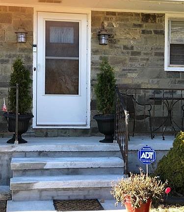 4th image of 20 Pleasant View Dr