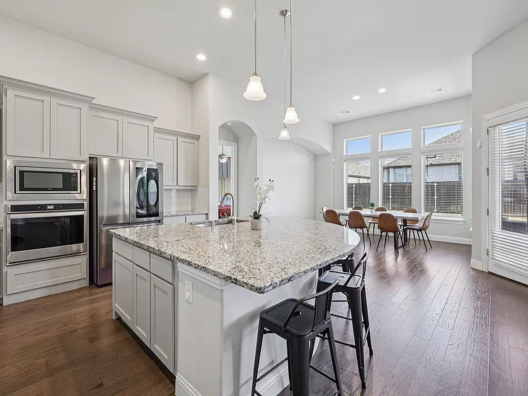 1656 Pegasus Dr — Photo 11