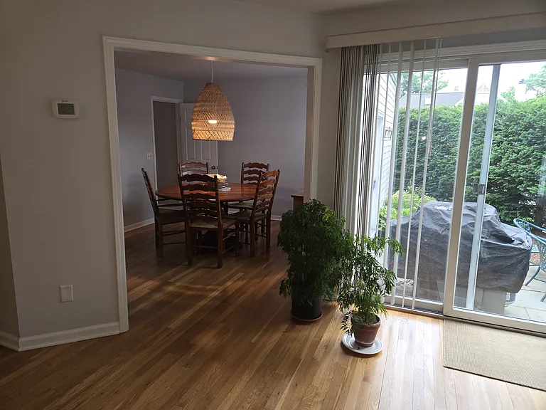 77 Forest St — Photo 8