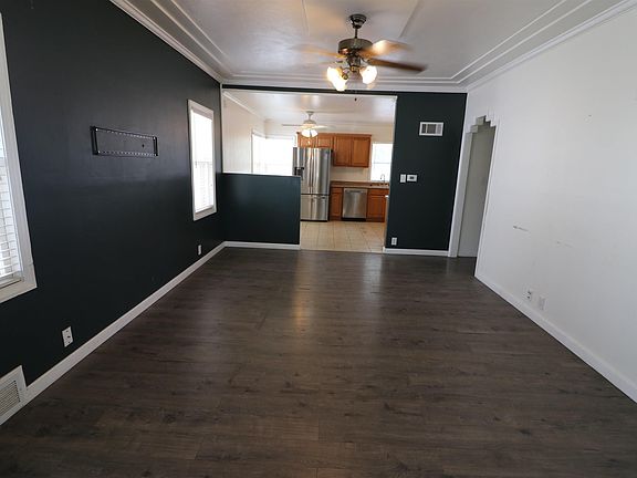 3rd image of 908 S Grand Ave