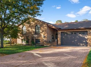 2627 Meighen Rd, Windsor, ON N8W4C6