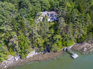 1 Old Town Rd, Orrs Island, ME 04066