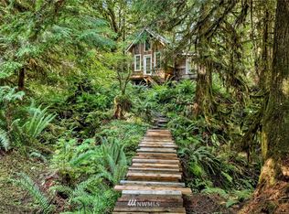 9277 Cornell Creek Rd, Deming, WA 98244