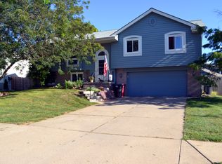 107 Carolina Dr, Papillion, NE 68133