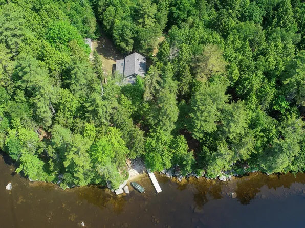 538 Sys Road, Lakeville, ME 04487