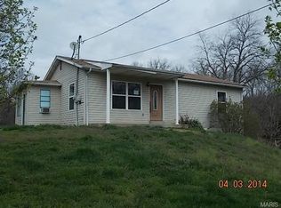 1163 Old County Farm Rd, Union, MO 63084