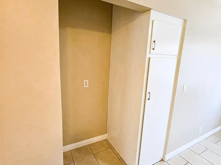 6460 Crescent Ave — Photo 13