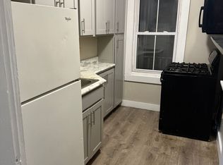 274 Diamond Hill Rd APT 1R, Woonsocket, RI 02895