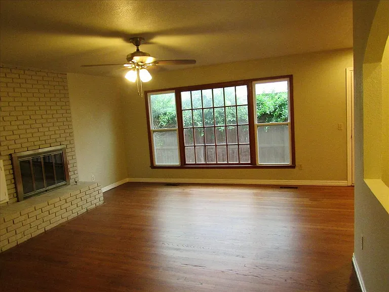 9909 Sunnymeade Pl — Photo 5