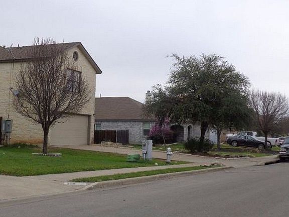 4th image of 207 Cottontail Dr