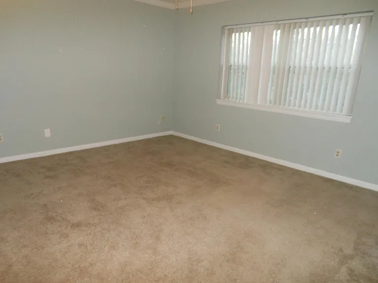 1832C N Elm St #C — Photo 13