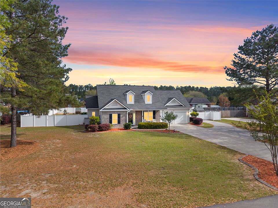 1st image of 1706 Scarlett Pl