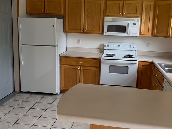 5th image of 6579 Jamie Ln #B