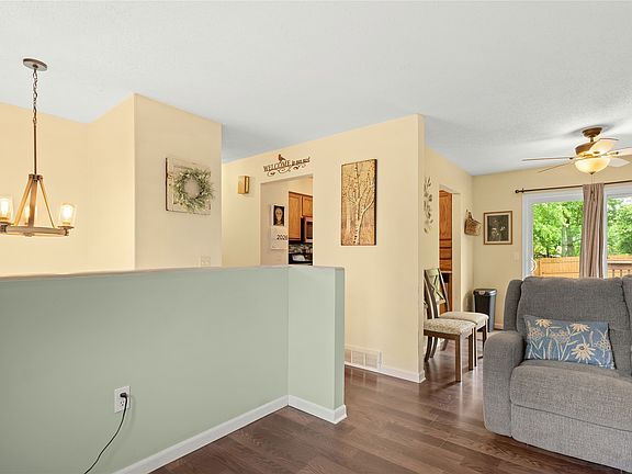 3rd image of 5633 Sunnybrook Dr