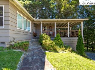145 Maple Rd, Blowing Rock, NC 28605