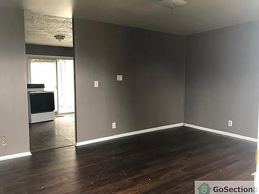 2nd image of 3842 Arquette Dr