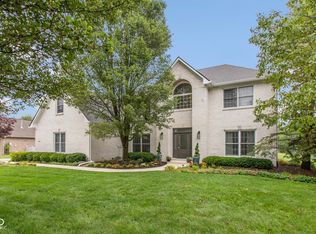 3747 S Village Dr, New Palestine, IN