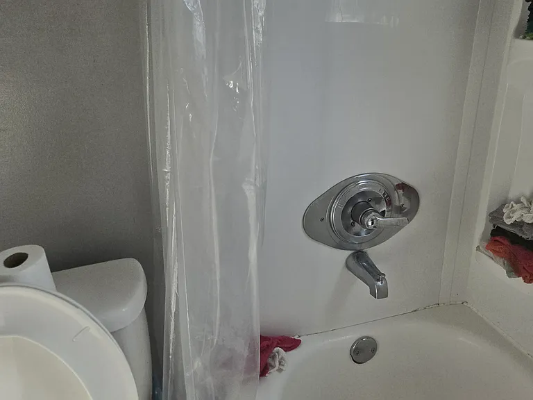 528 E Main St #1 — Photo 6