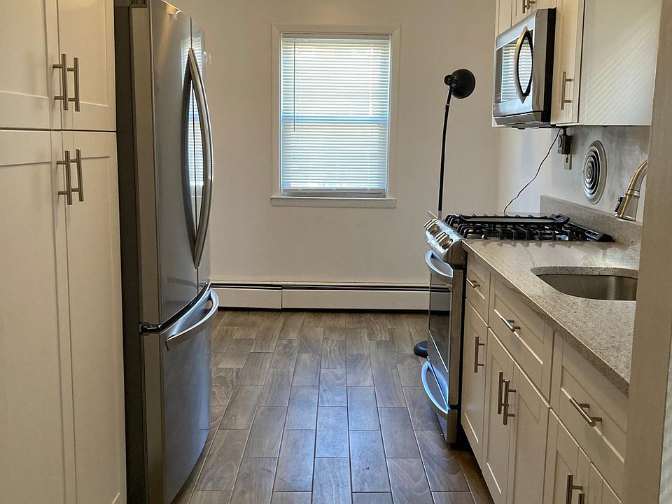 1st image of 61-43 219th St Floor 1