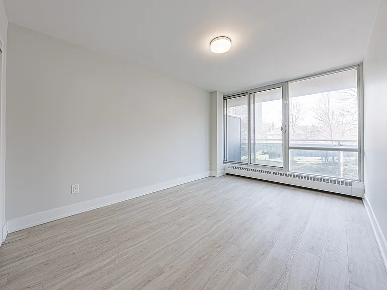 2160 Lakeshore Rd — Photo 60