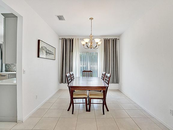 Home For Sale In Madison Lakes
